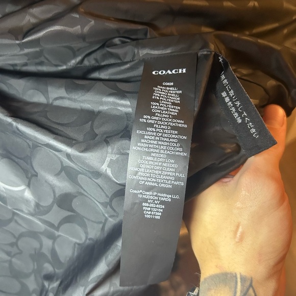 Coach monogram down puffer vest - Picture 11 of 16